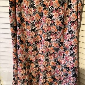 Sag Harbor ladies floral paisley knee skirt, size 14, Reduced